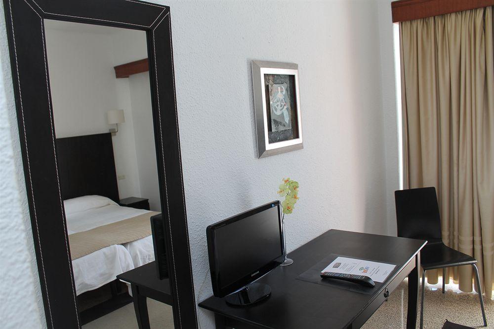 Set de Habitación Hostal Jakiton