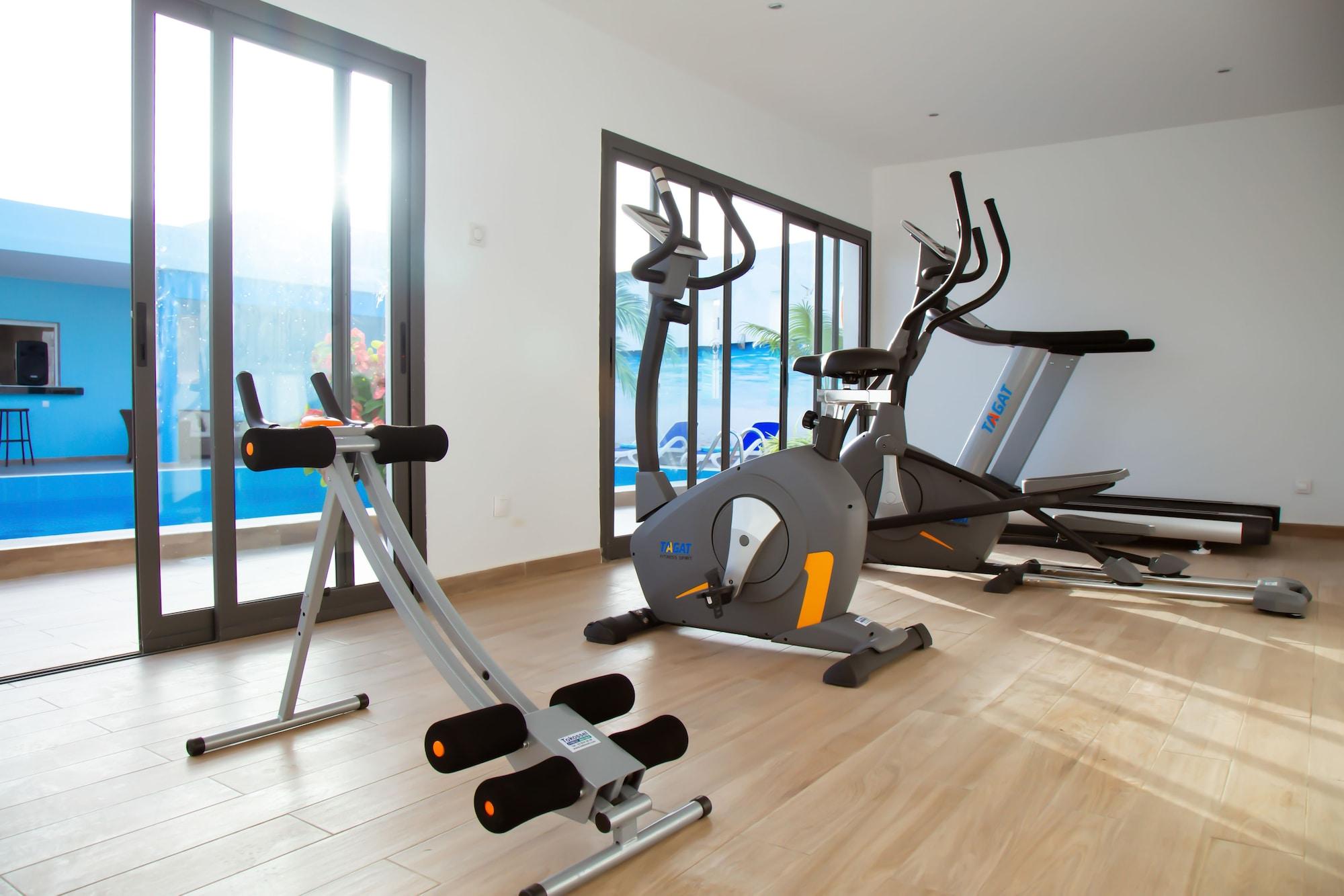 Gimnasio Le Ndiambour Hôtel et Résidence