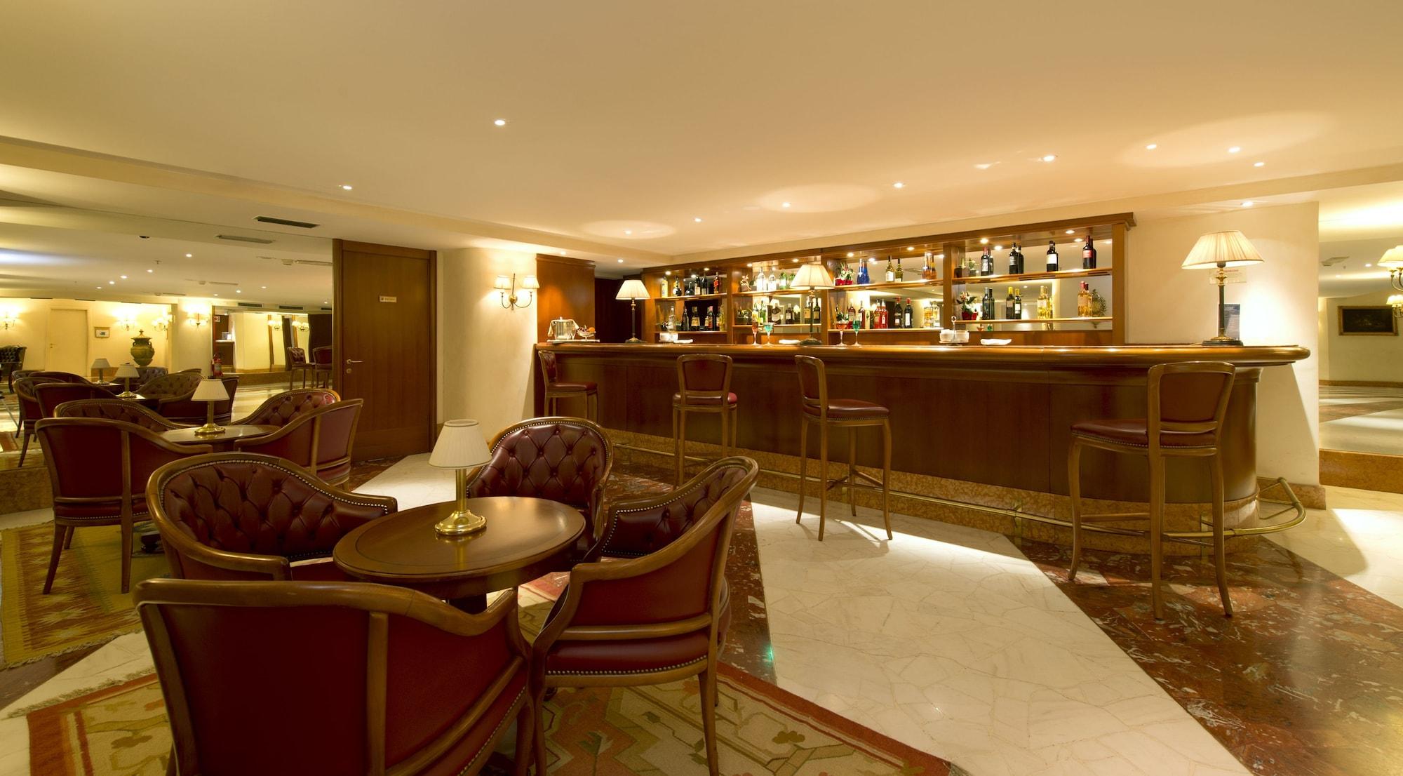 Bar/Salón Grand Hotel Barone Di Sassj