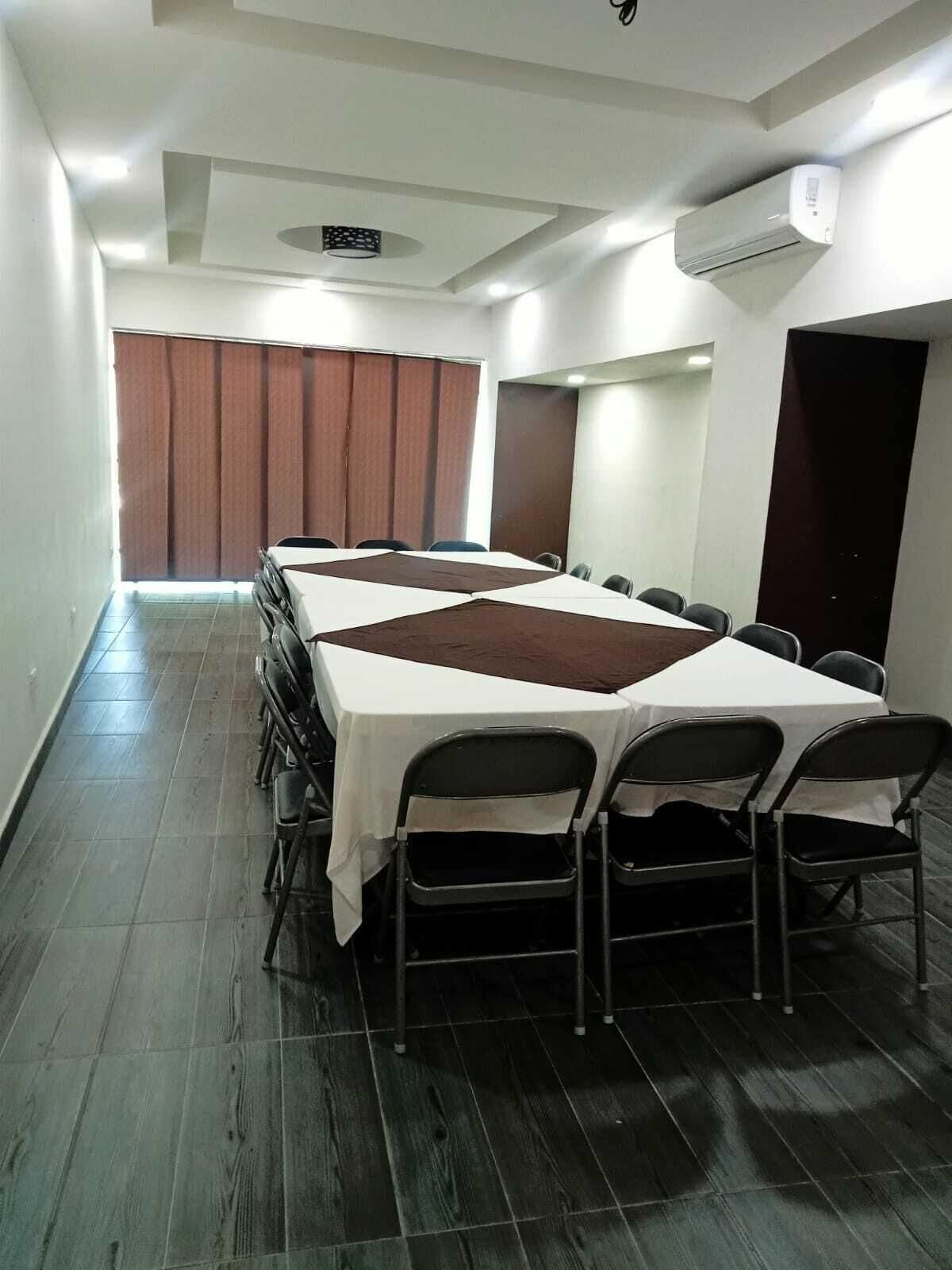 Bar/Salón HOTEL PLAZA ELITE