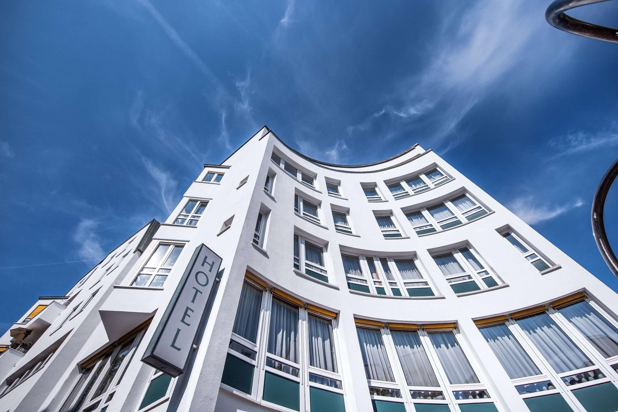 Vista Exterior Aspire Elements Reutlingen, Trademark Collection by Wyndham