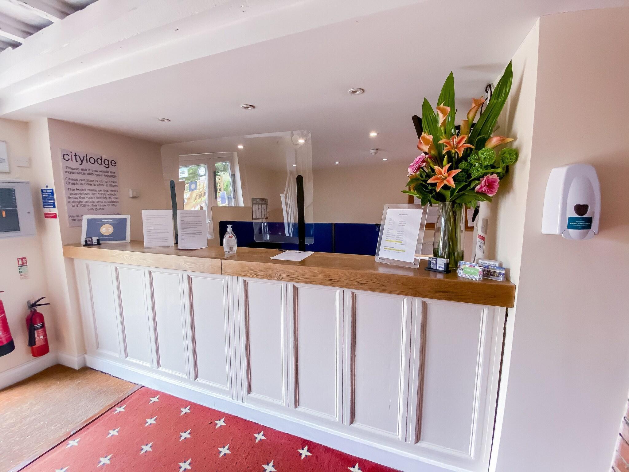 Vista Lobby The Angel Hotel