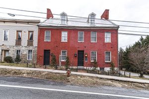 Hotel - Light Horse Inn
