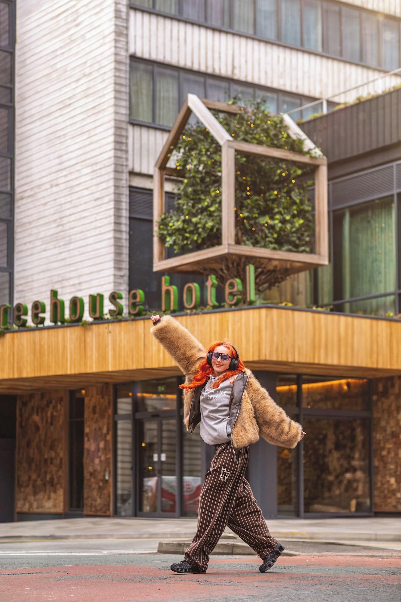 Vista Exterior Treehouse Hotel Manchester