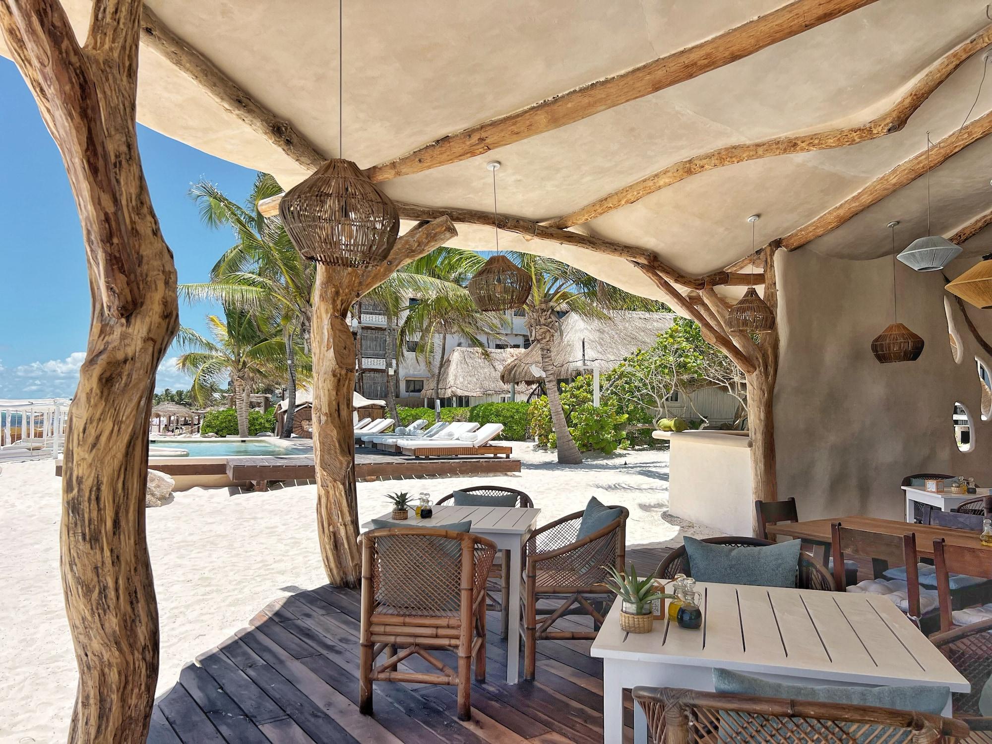 Restaurant Hotel Qamar Lux
