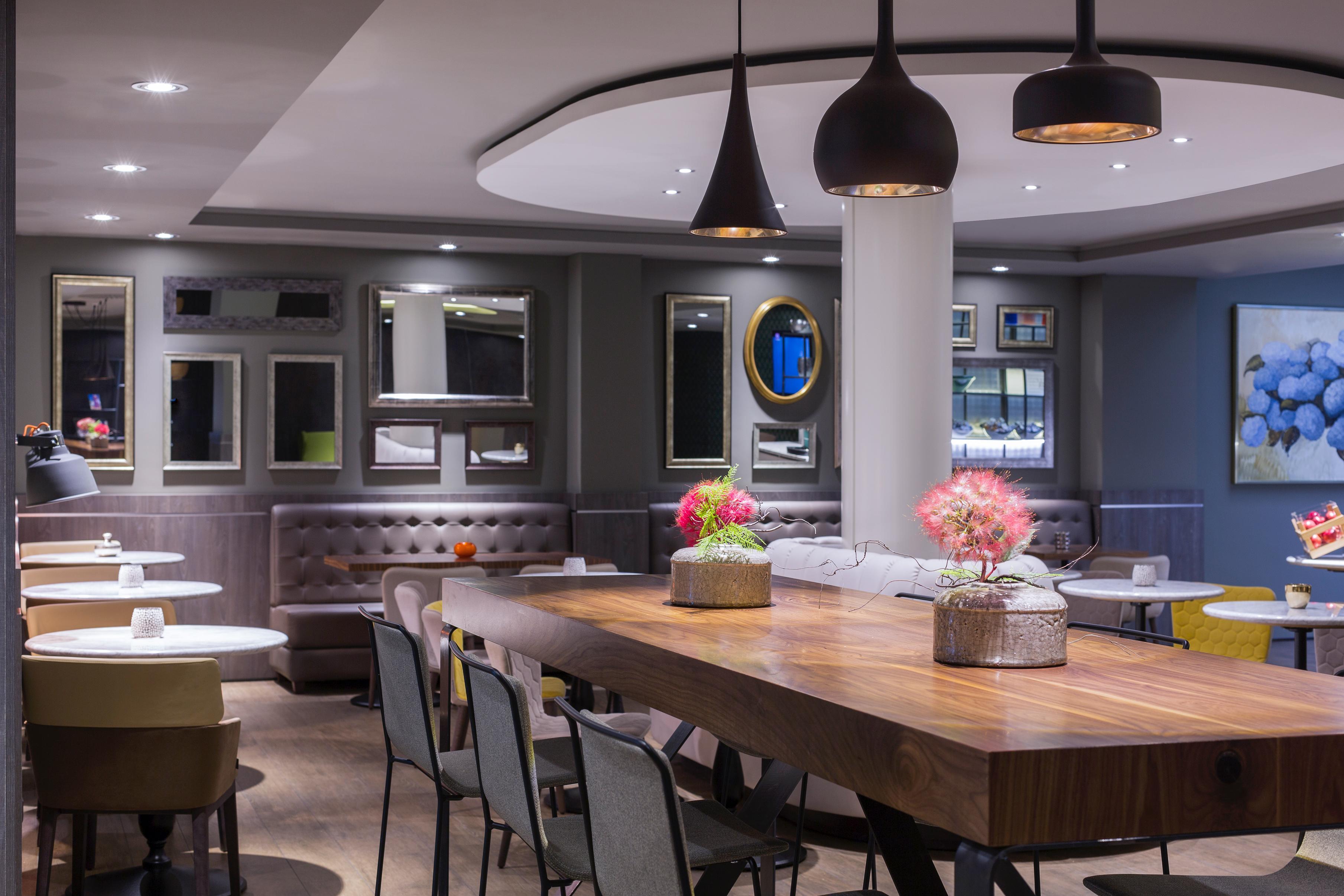 Bar/Salón Mercure Madrid Centro