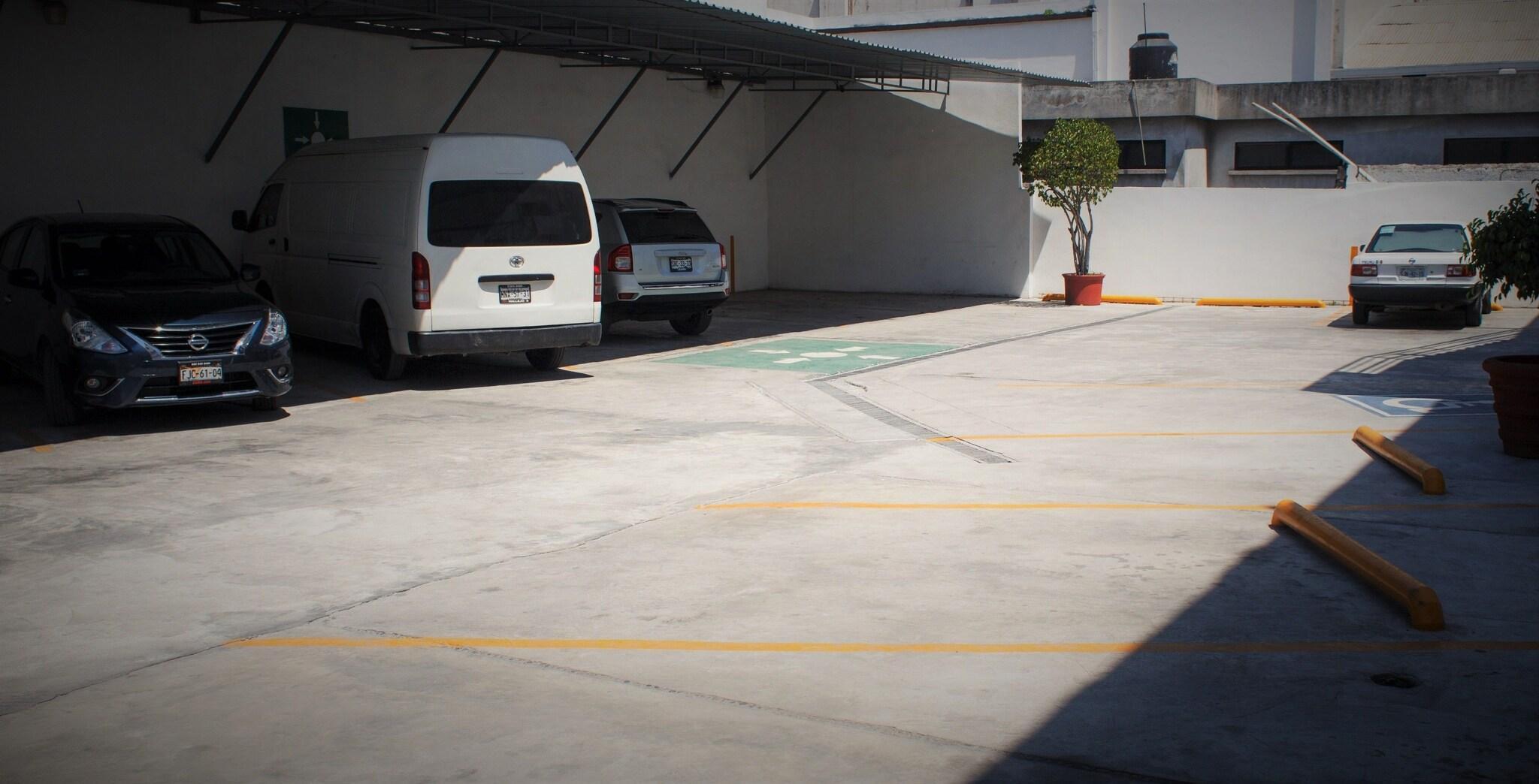 Vista Exterior Hotel Fiesta Versalles