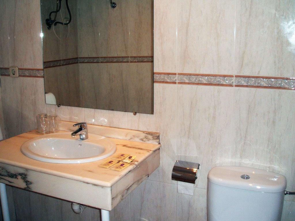 Equipamiento de Habitación Hostal Centro