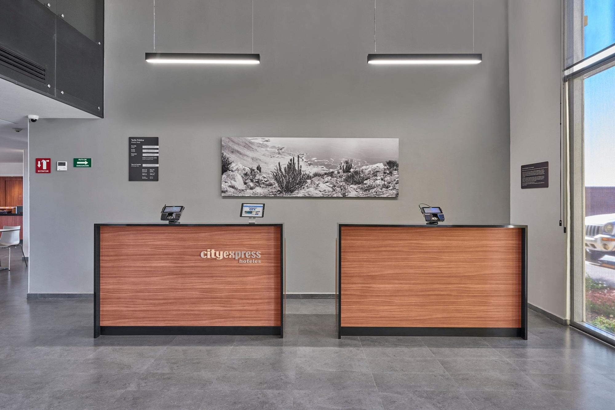 Vista Lobby City Express by Marriott Tijuana Otay