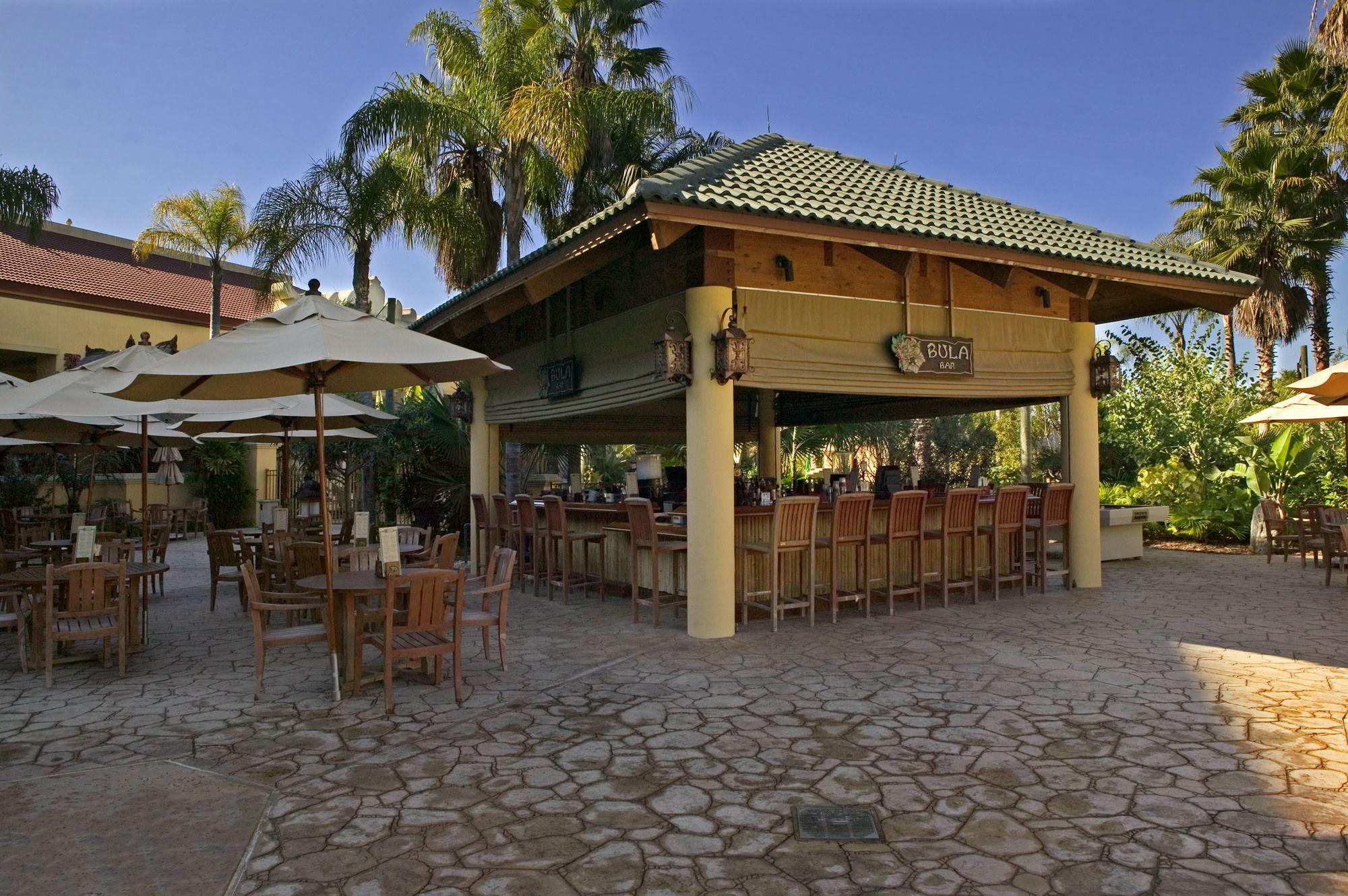 Bar/Salón Universal's Loews Royal Pacific Resort
