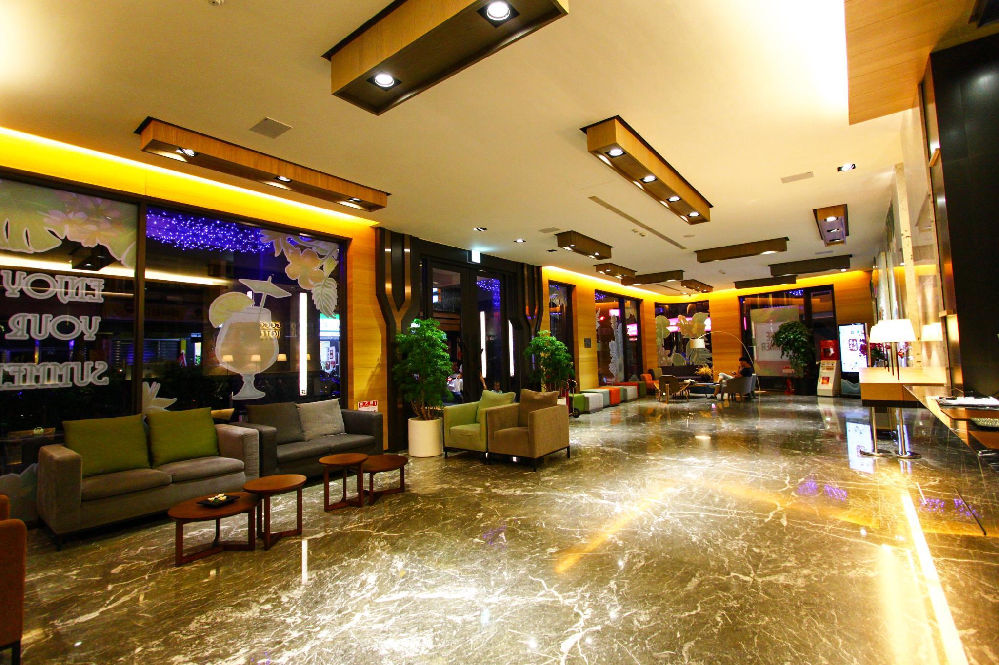 Vista Lobby GOGO HOTEL 38