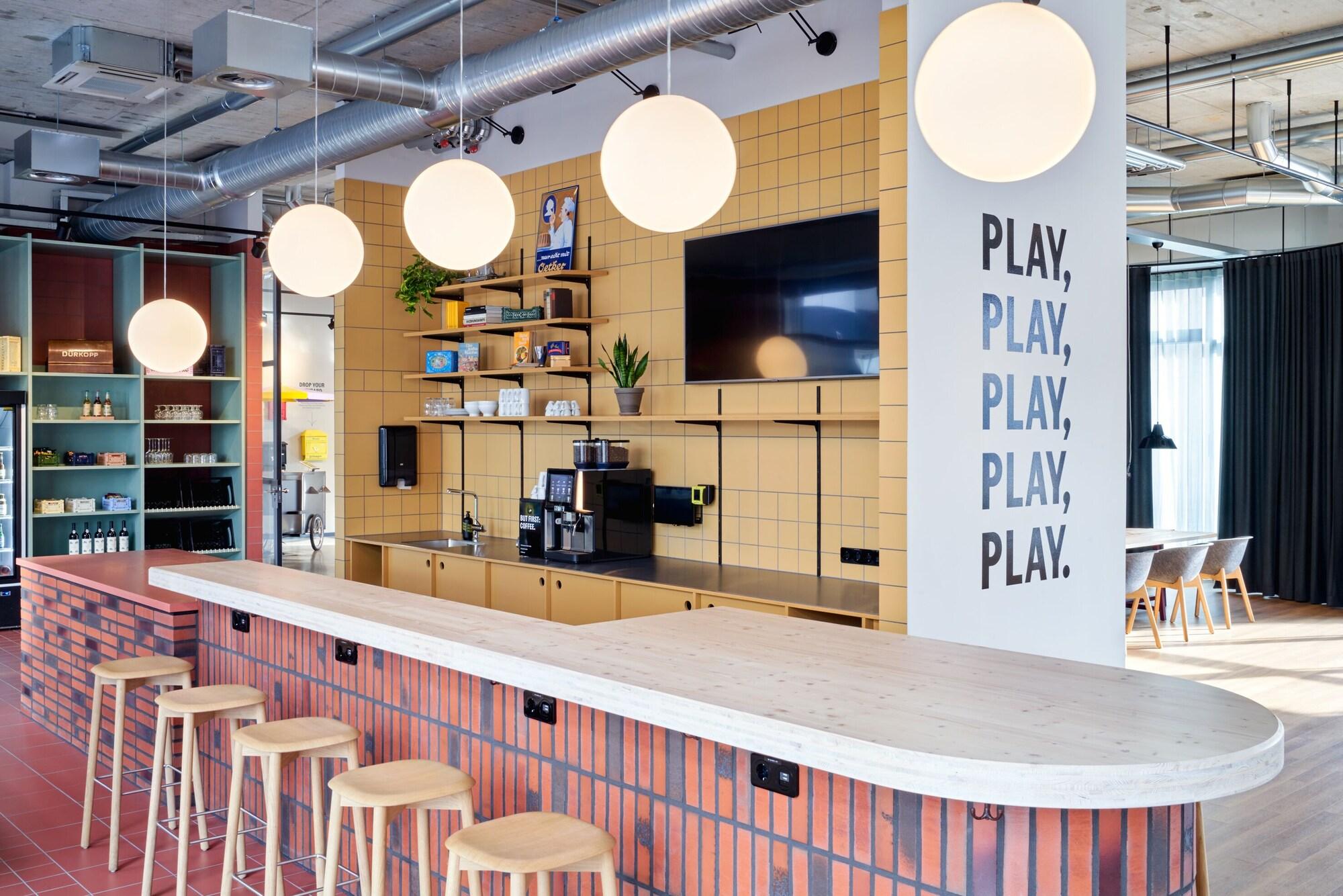 Bar/Salón STAYERY Bielefeld Hauptbahnhof