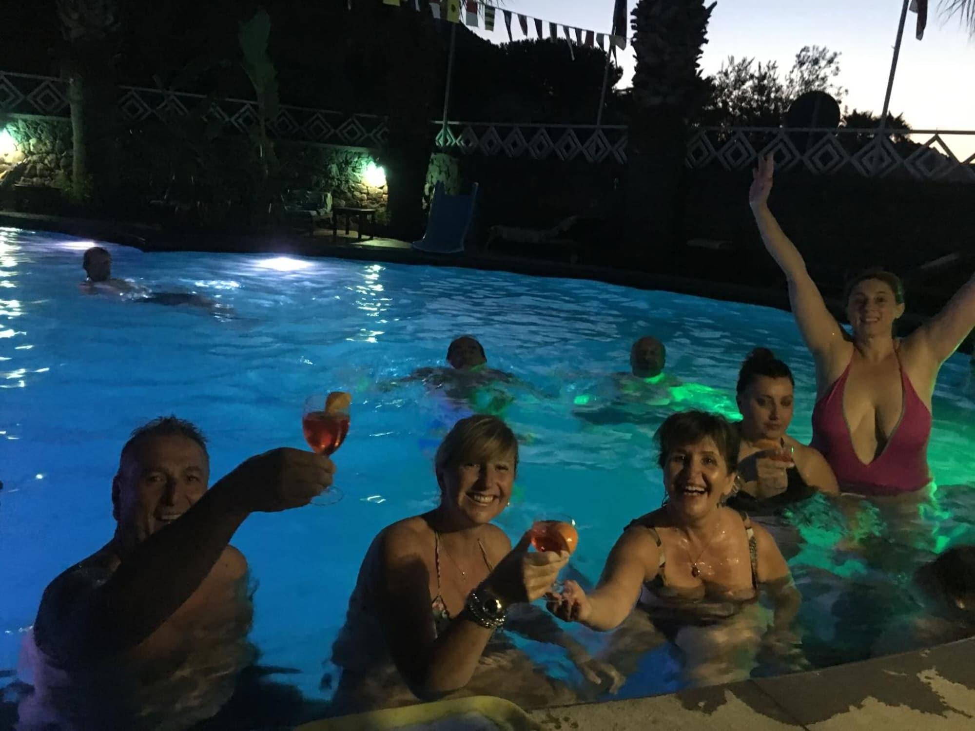 Vista Piscina Hotel Al Togo