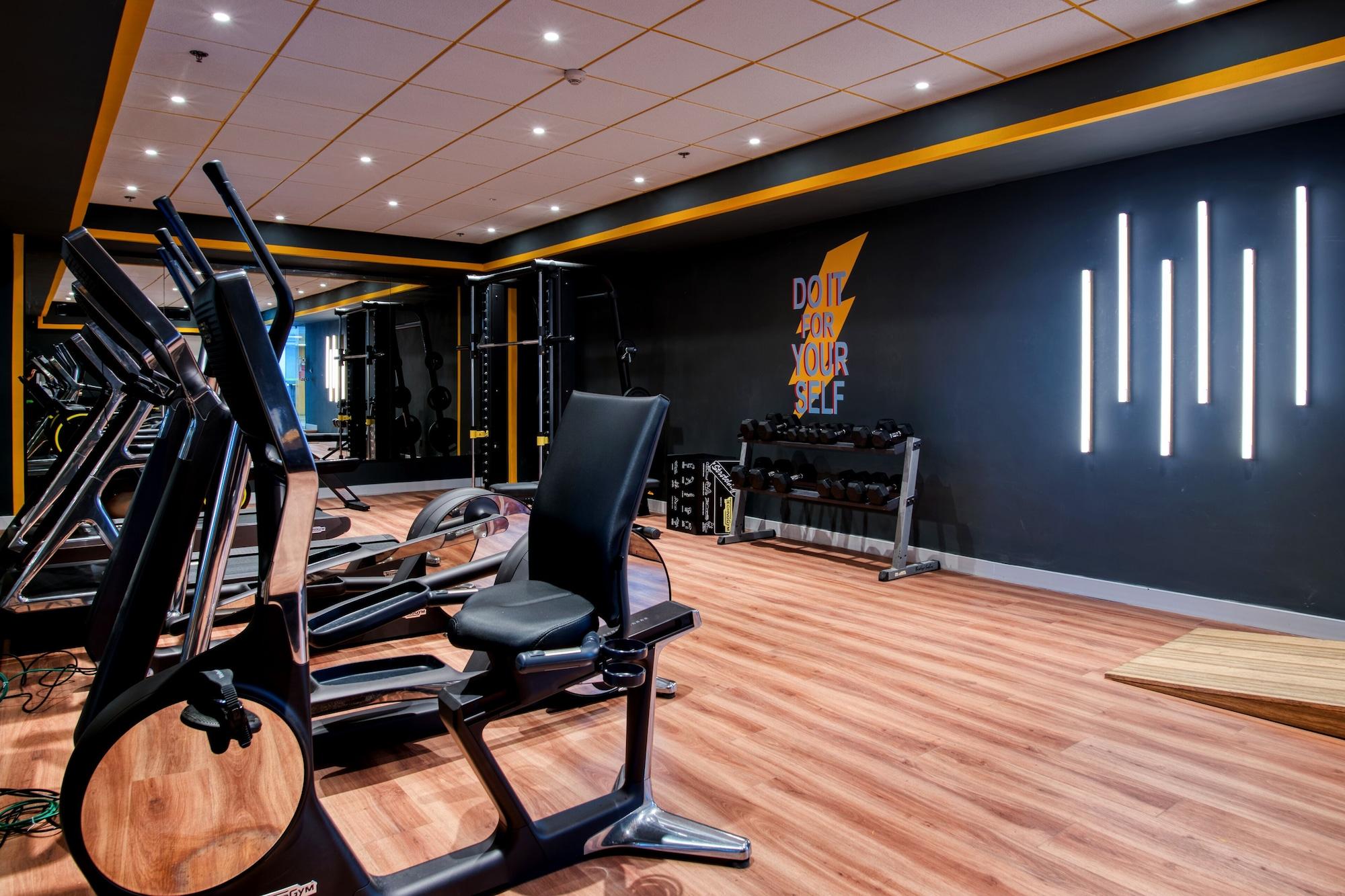 Gimnasio Crowne Plaza Tel Aviv Beach by IHG
