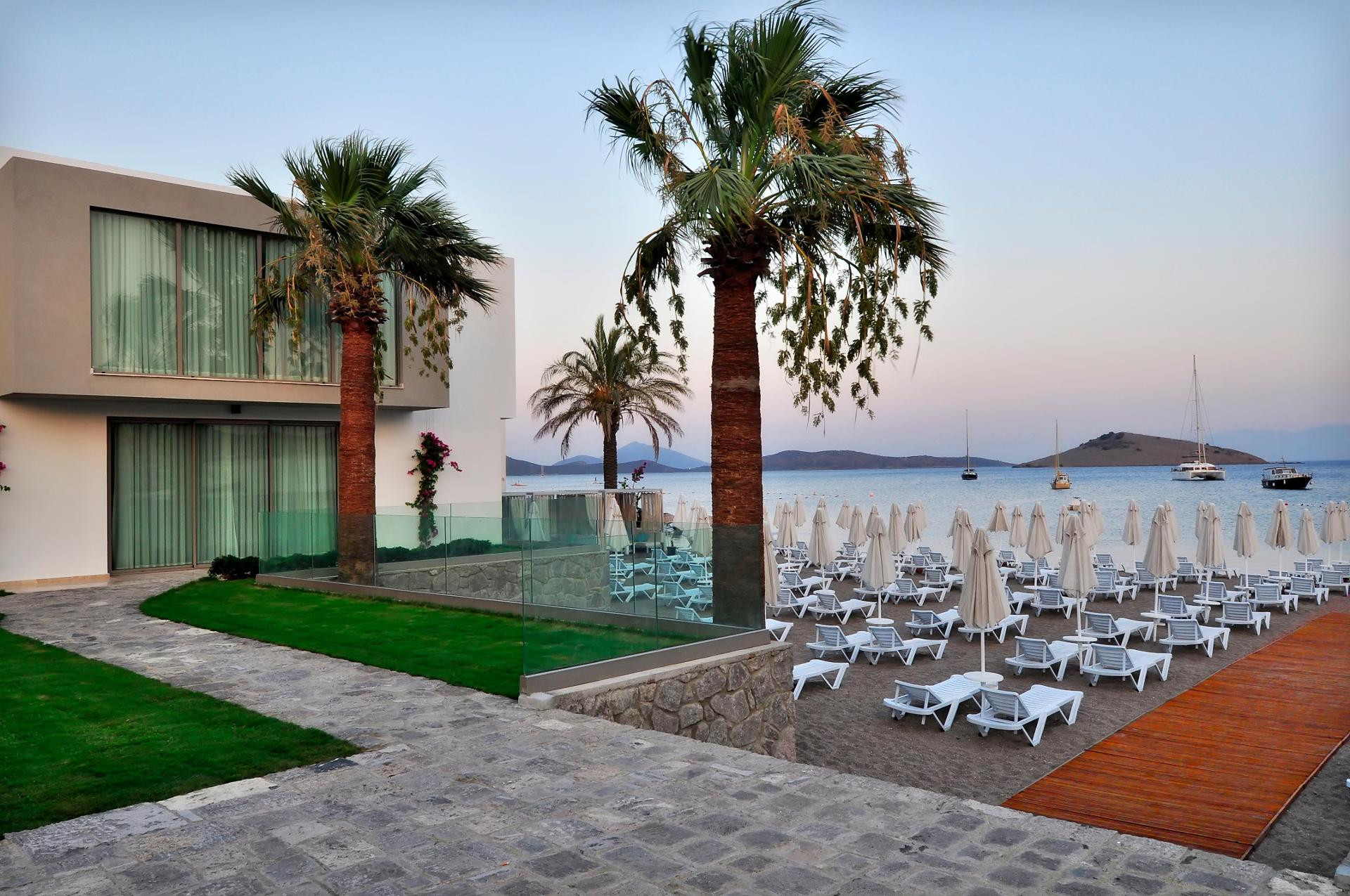 Vista Exterior Lugga Boutique Hotel & Beach