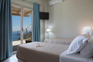 Alquiler Vacacional - Romantic Villa Gialos over Mikros Gialos