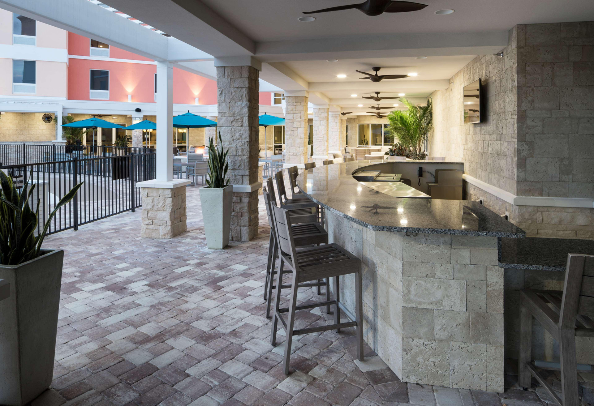 Bar/Salón Hampton Inn & Suites Cape Canaveral Cruise Port