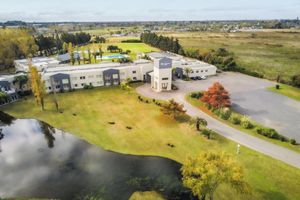 Alojamiento - Wyndham Garden Campana