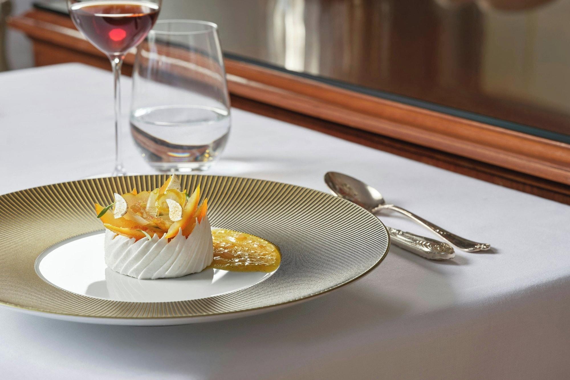 Restaurant King George, a Luxury Collection Hotel, Athens