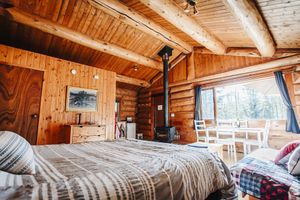 Alquiler Vacacional - Bears Den, Log Cabin, Remote, Off Grid Wilderness location, adj Jasper Nat Park