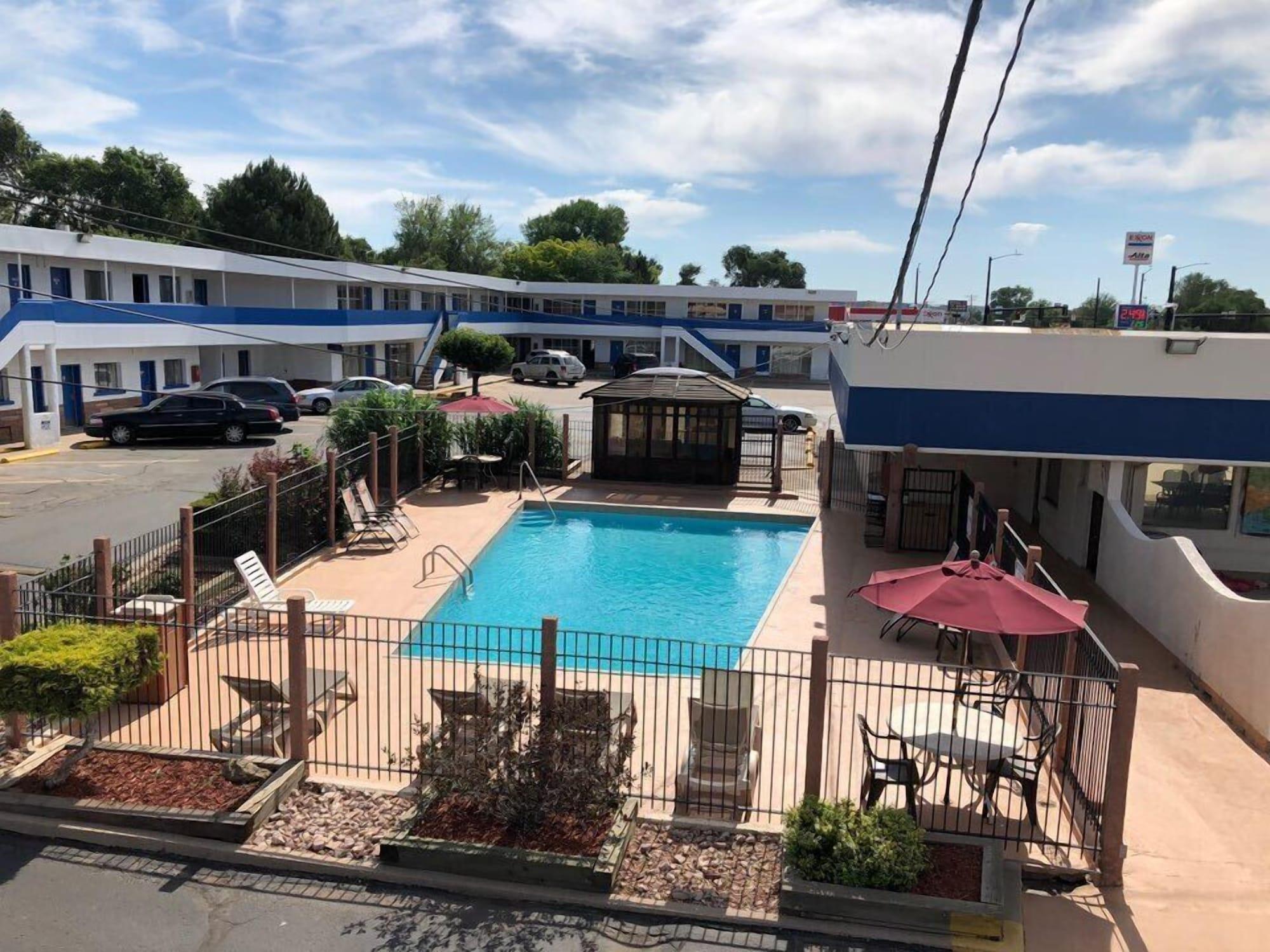 Varios Motel 6 Canon City, CO