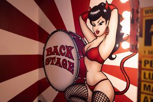 Alojamiento - Backstage Hotel