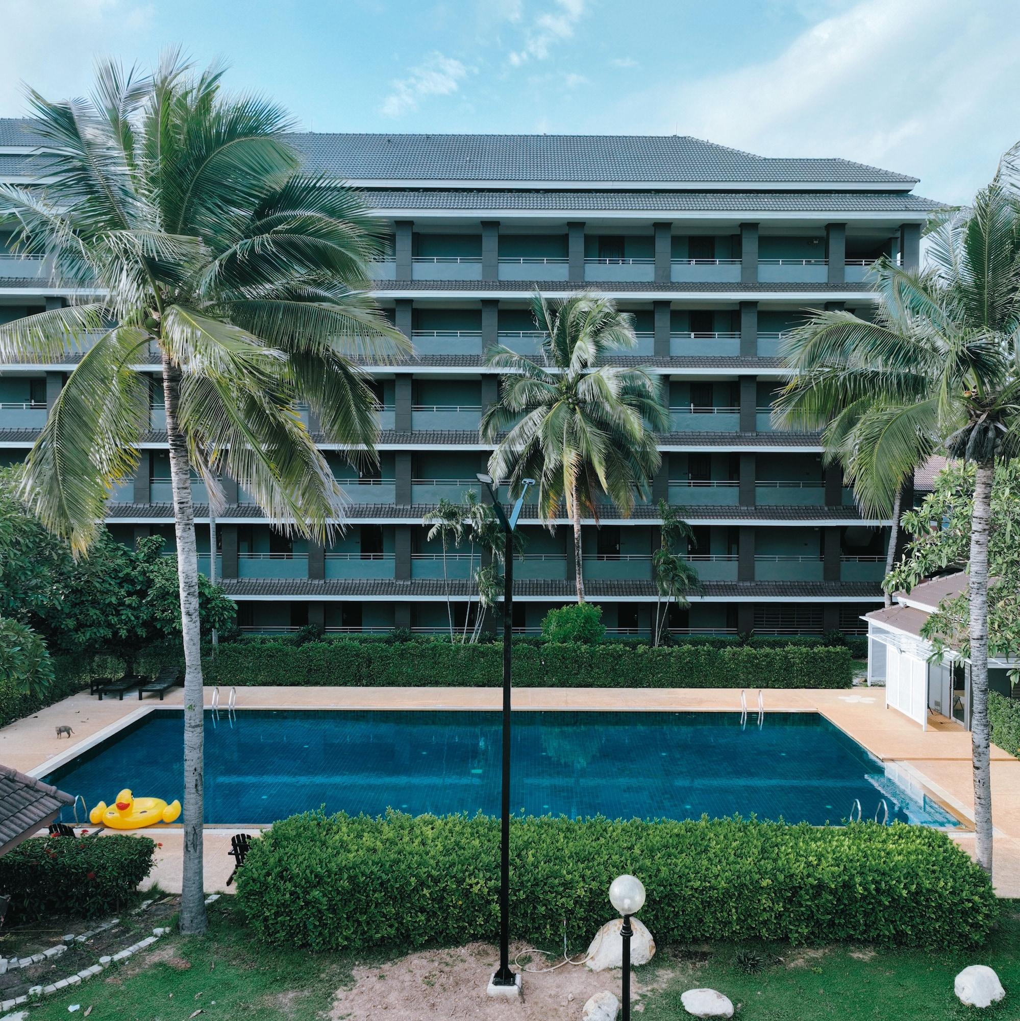 Vista Exterior Eastpana Executive Residence 304 Prachinburi