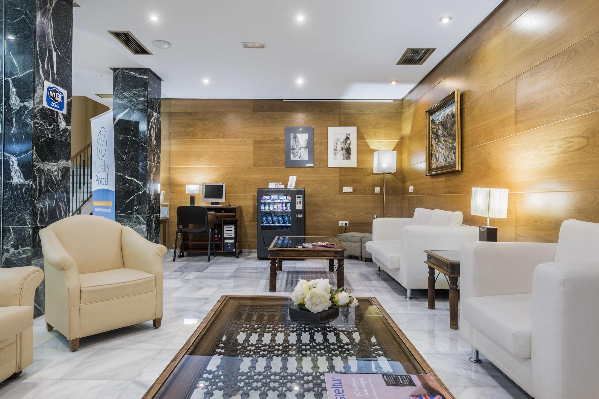 Vista Lobby Hotel Porcel Navas