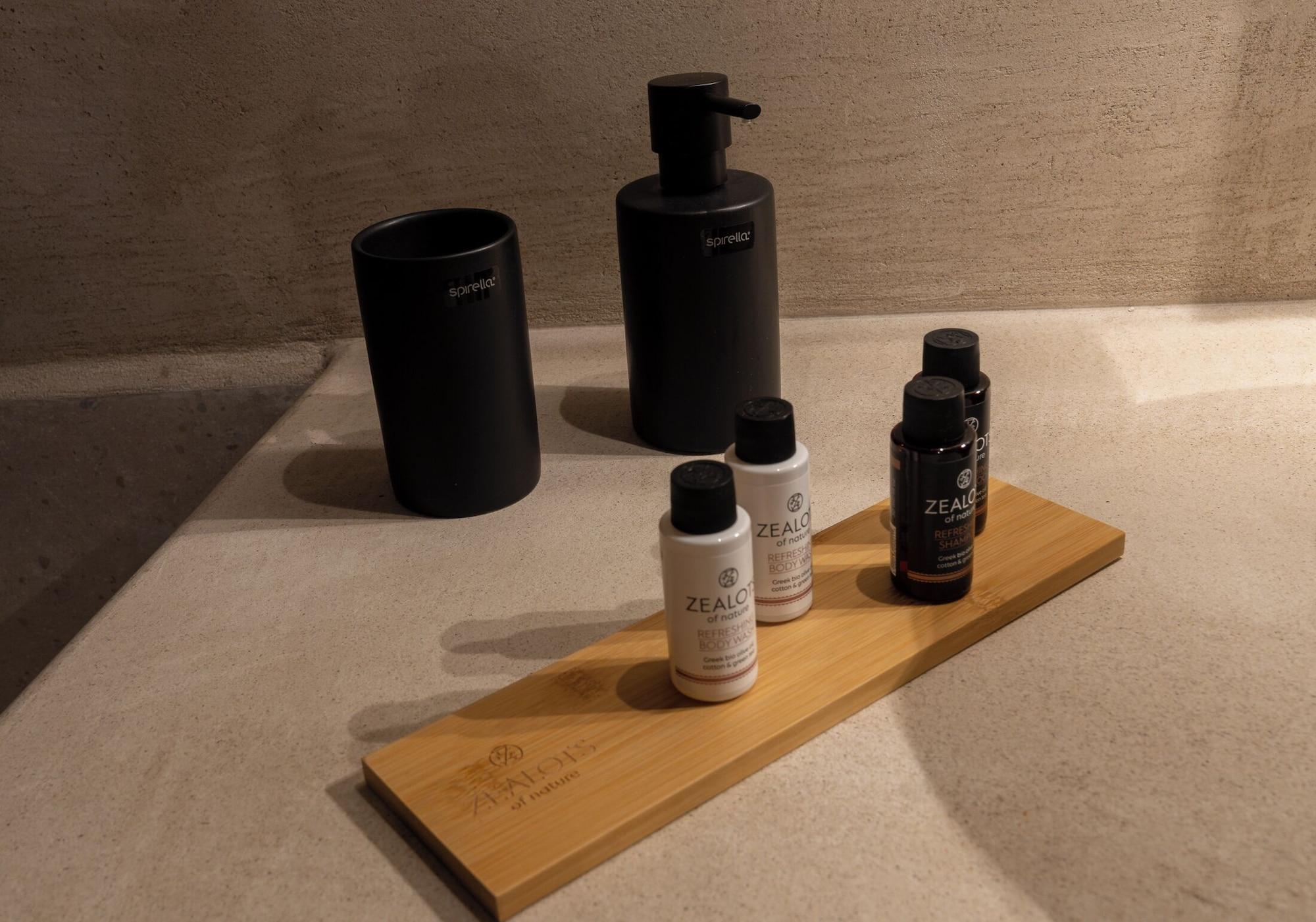 Equipamiento de Habitación Alaya Suites