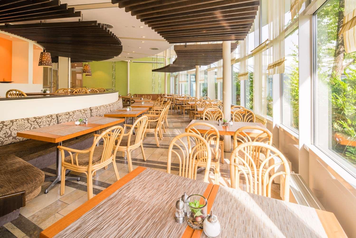Bar/Salón Best Western Parkhotel Weingarten