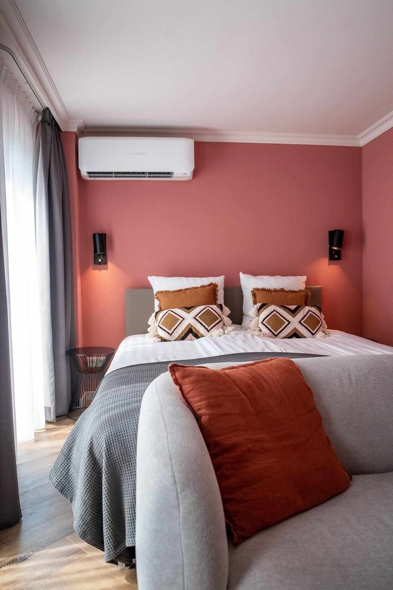 Varios Hotel Janssen