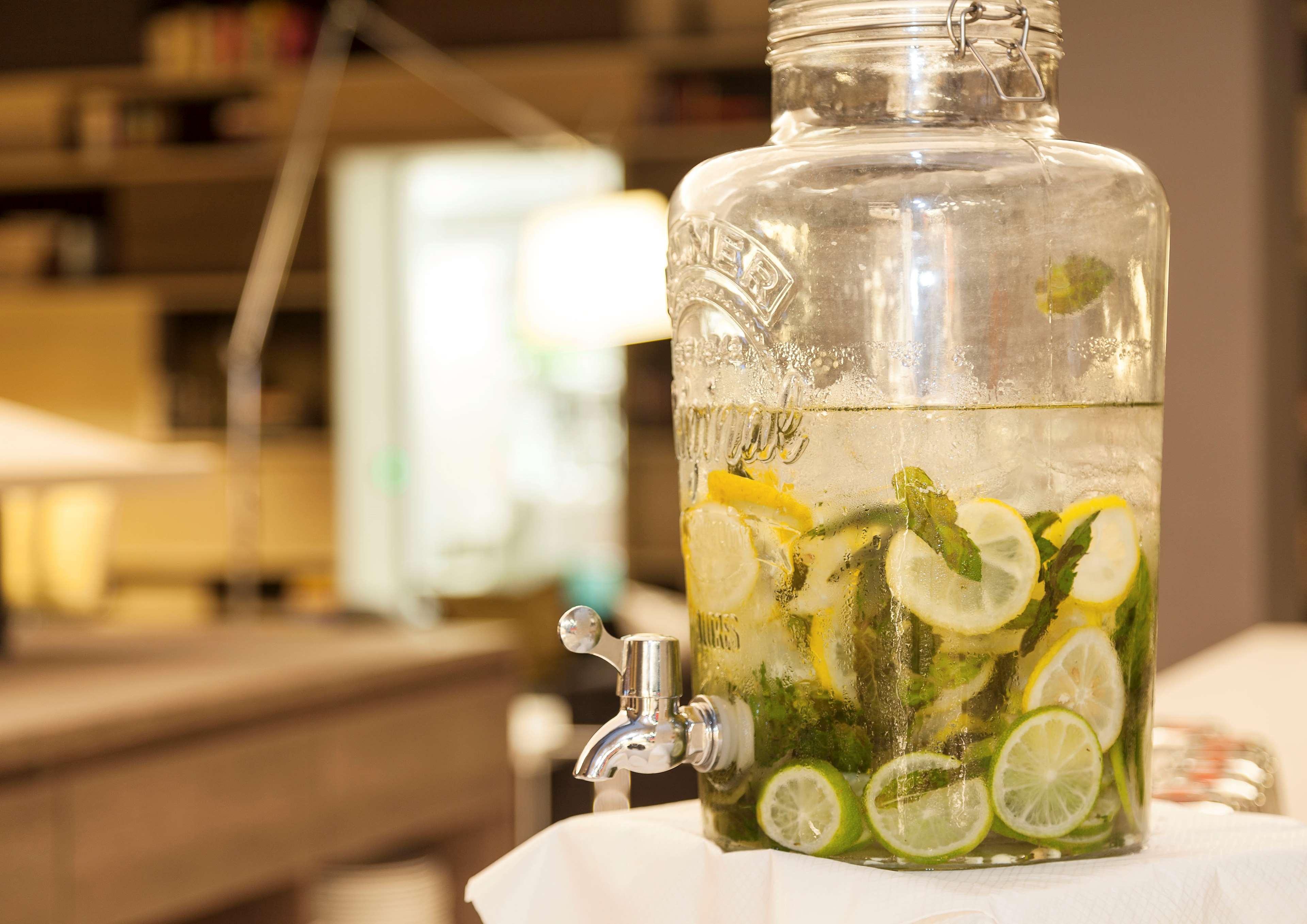 Vista Lobby Living Hotel Frankfurt By Derag