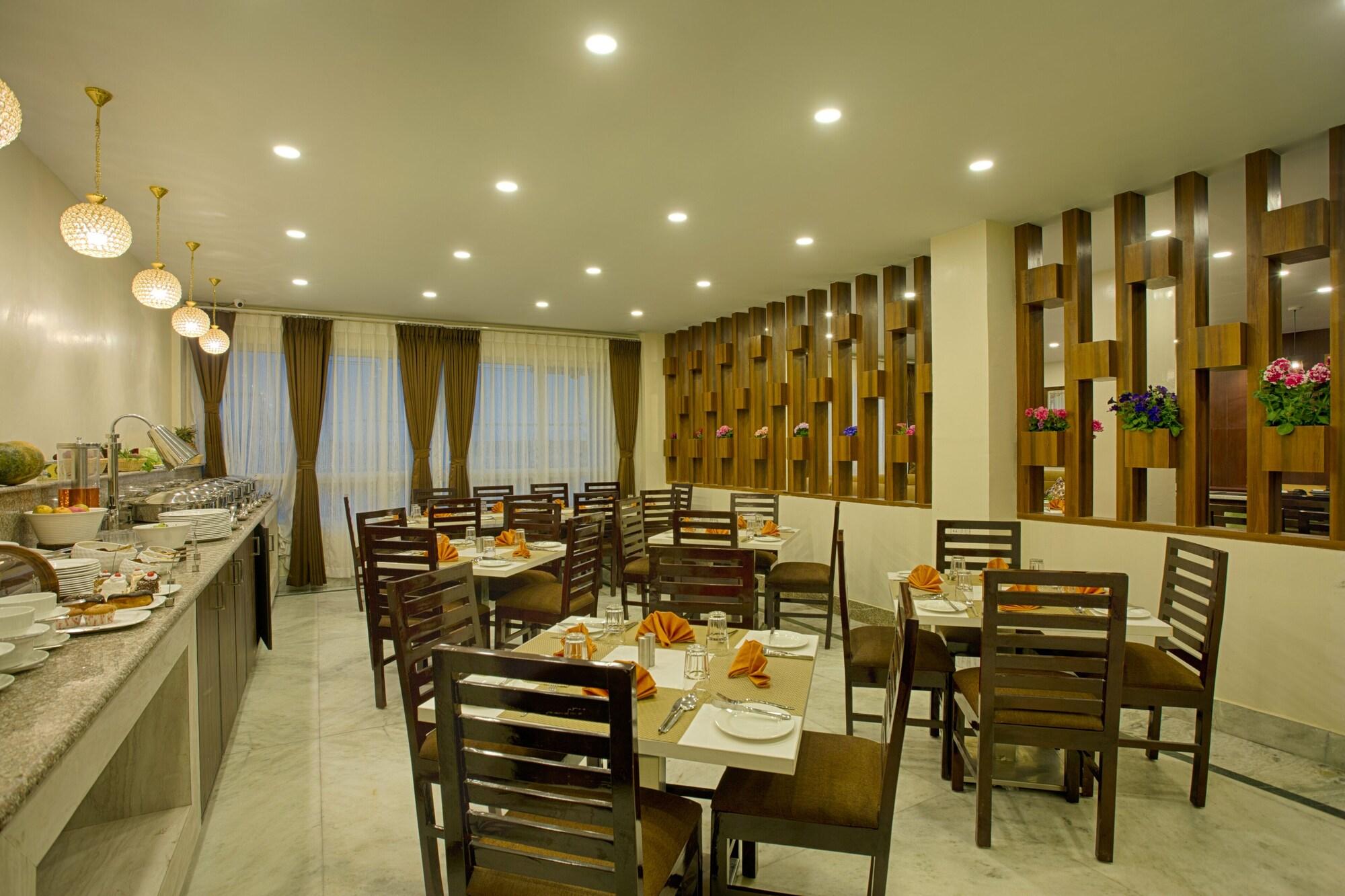 Restaurant The Aryan Regency