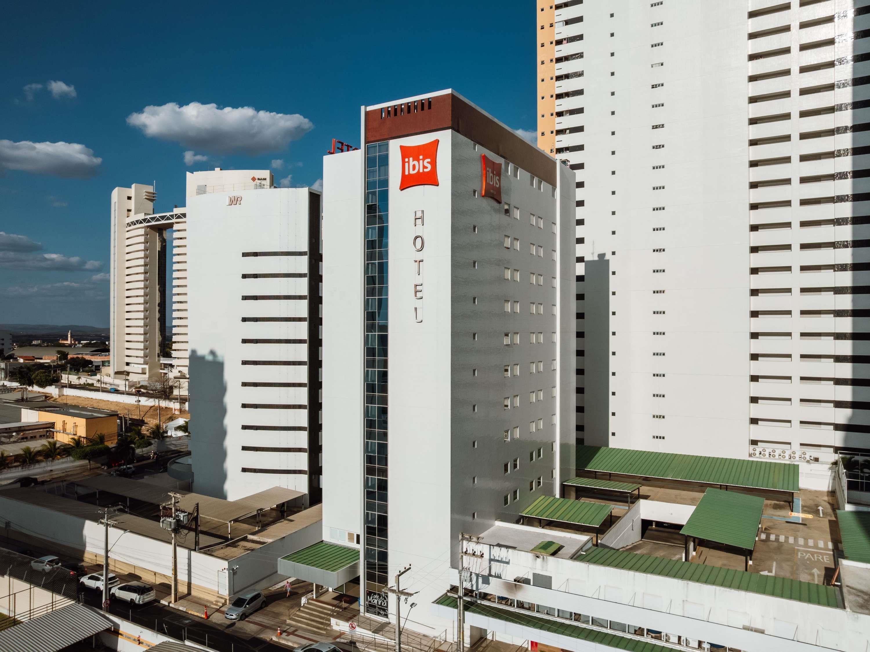 Varios ibis Juazeiro do Norte