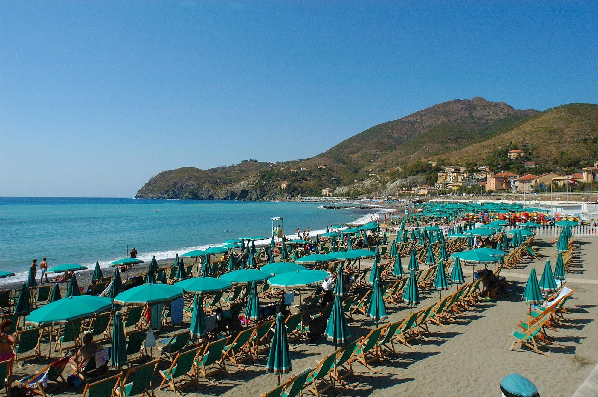 Playa La Perla Blu