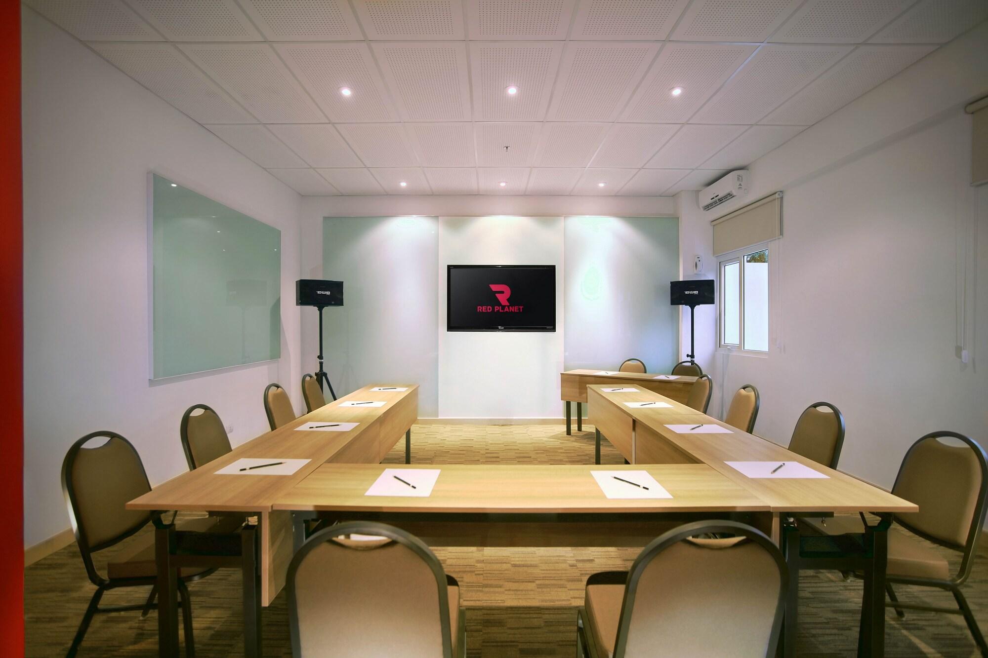 Sala de Reuniones Red Planet Pekanbaru