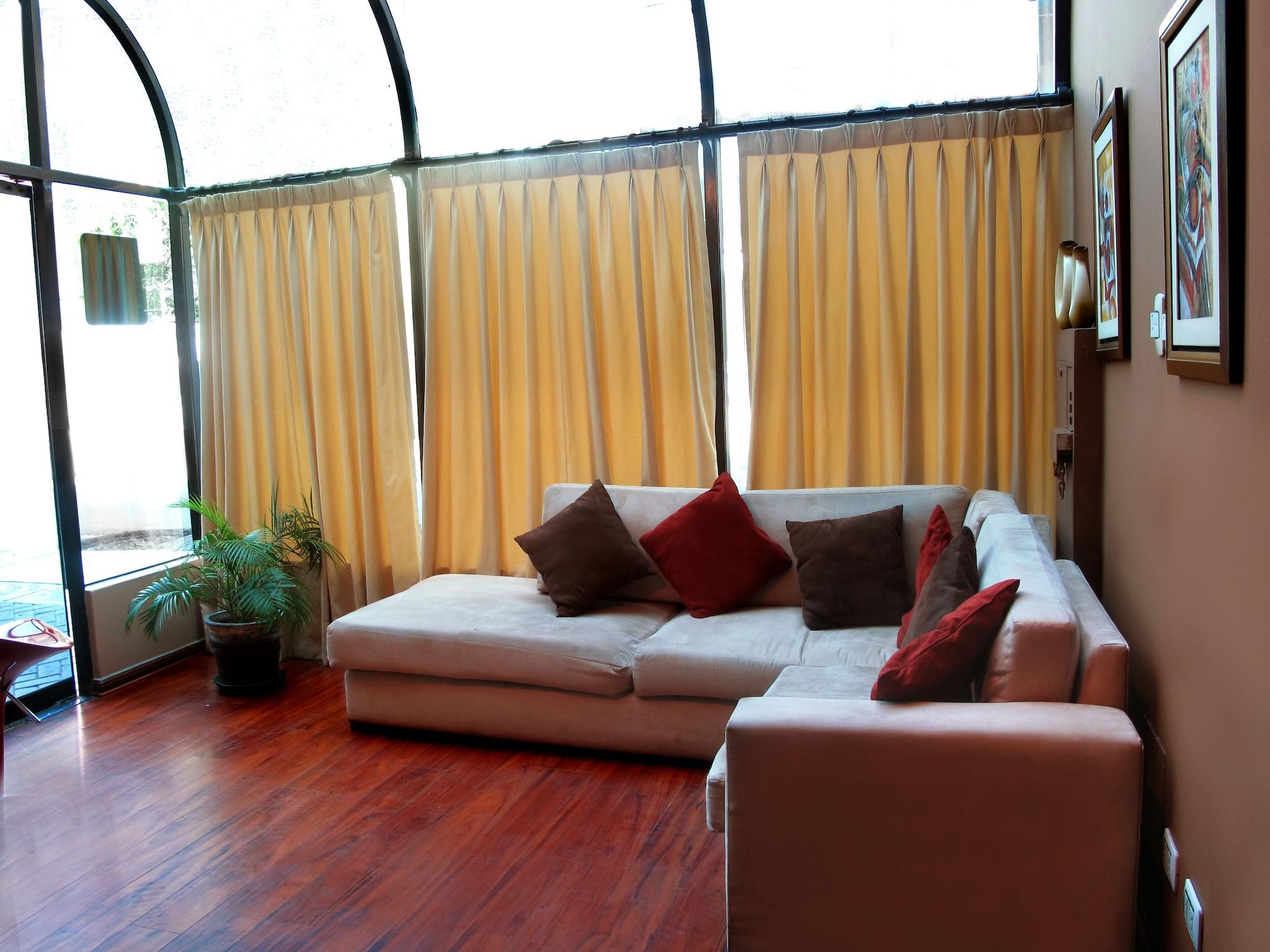 Vista do lobby Hotel Solís Dies