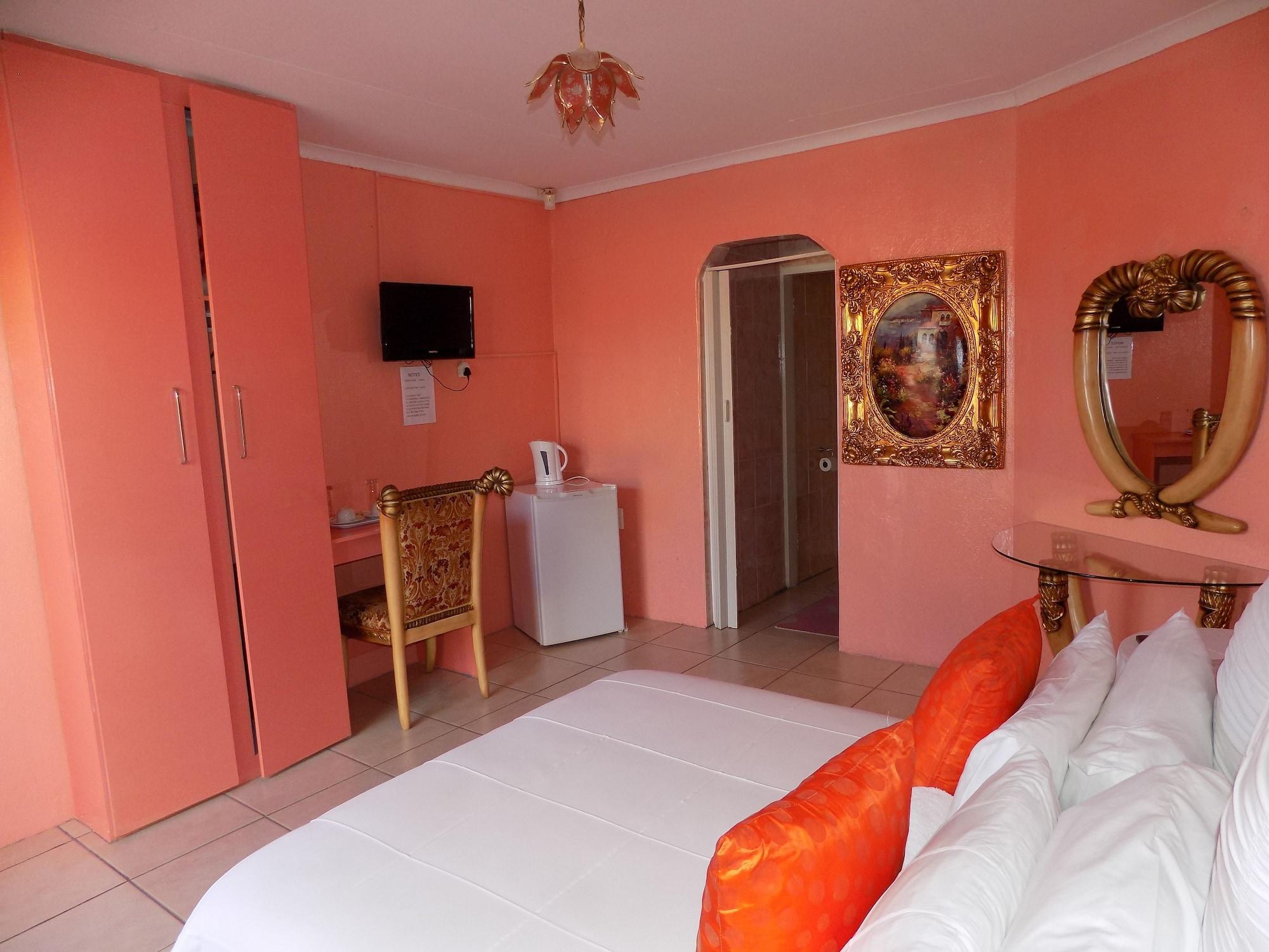 Set de Habitación Joezebel Guest House