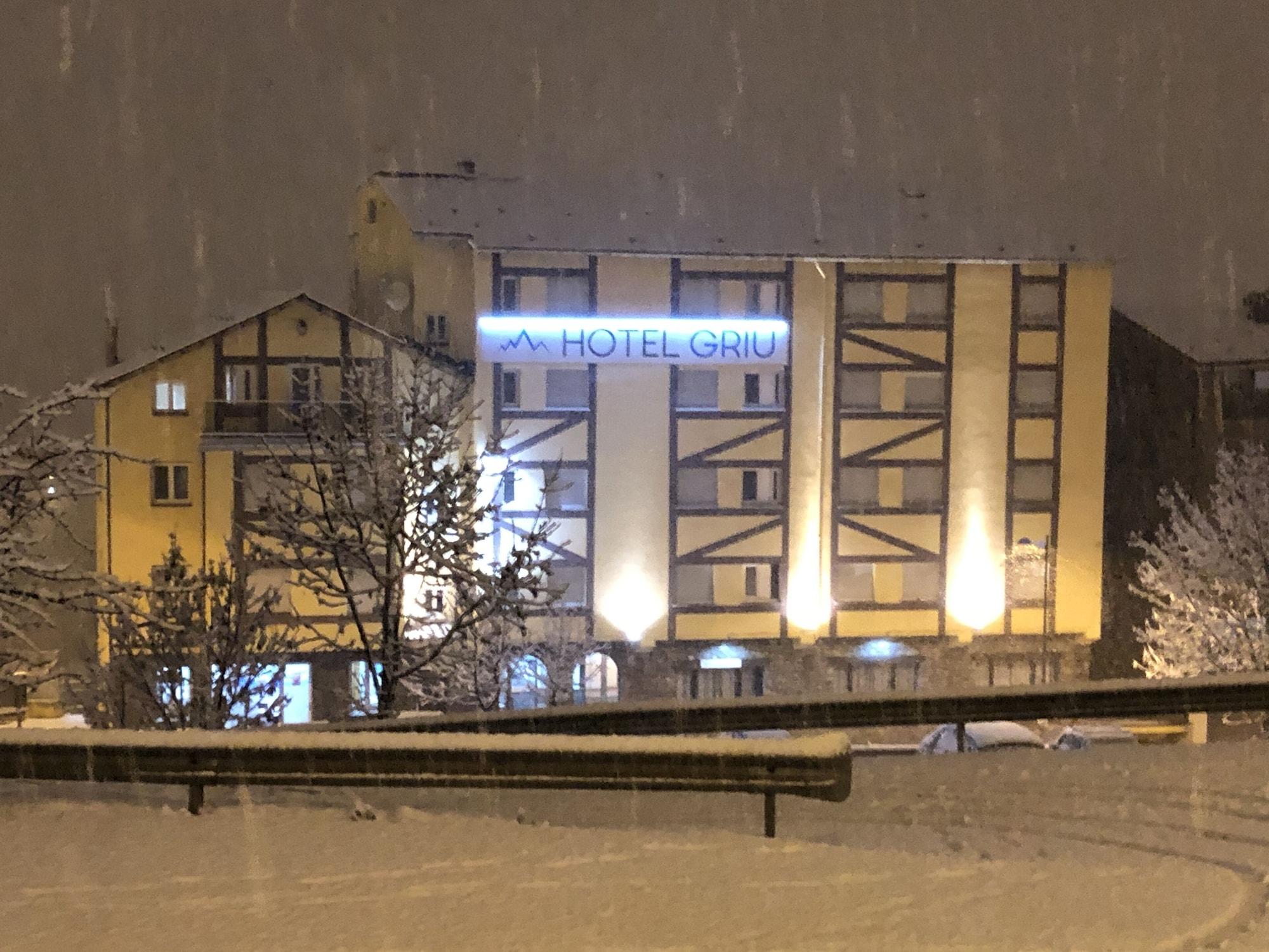 Varios Hotel Griu