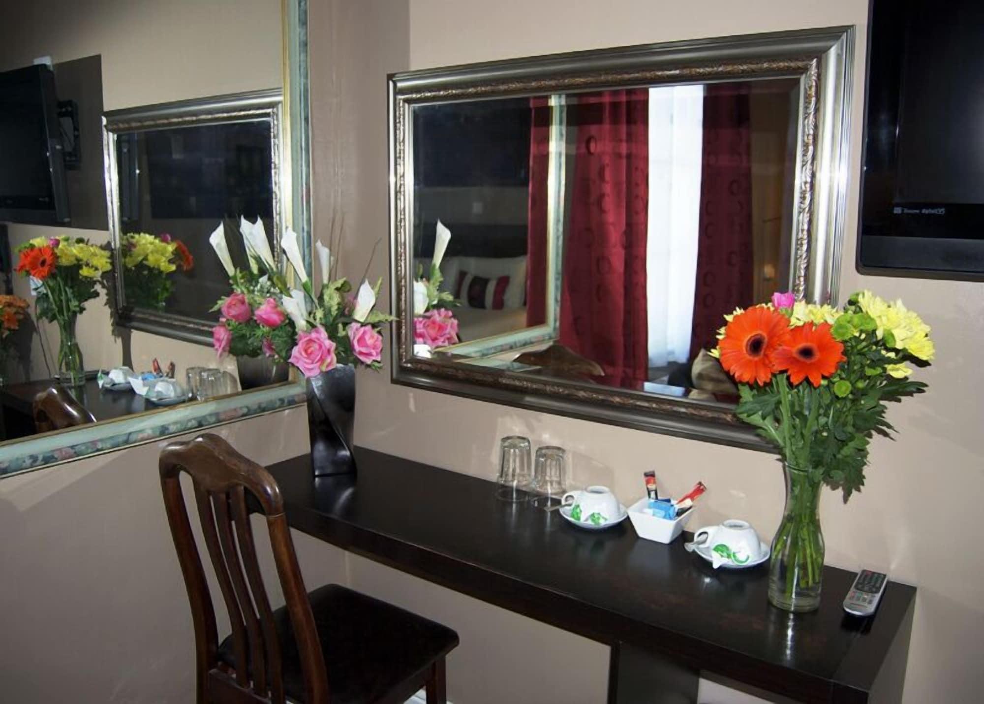 Set de Habitación Villaggio Hotel & Restaurant