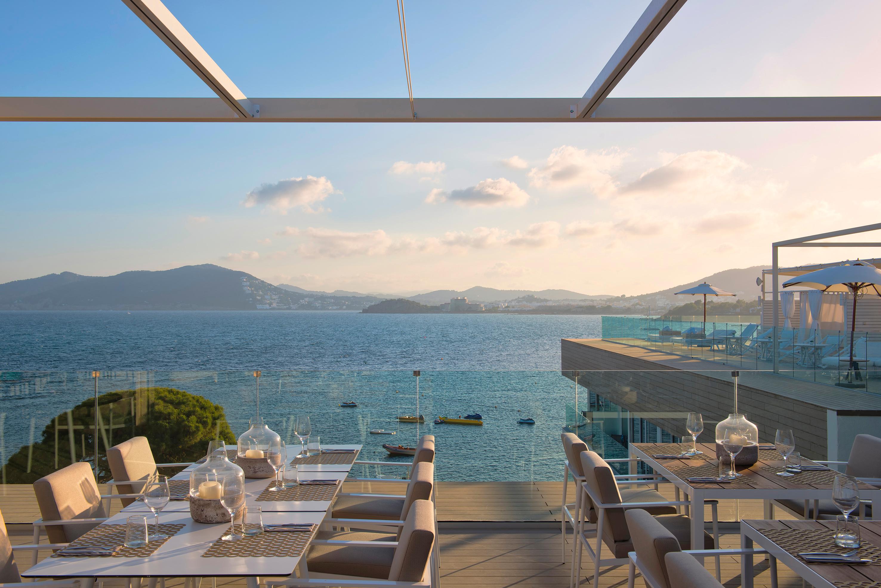 Restaurant ME Ibiza - The Leading Hotels of the World