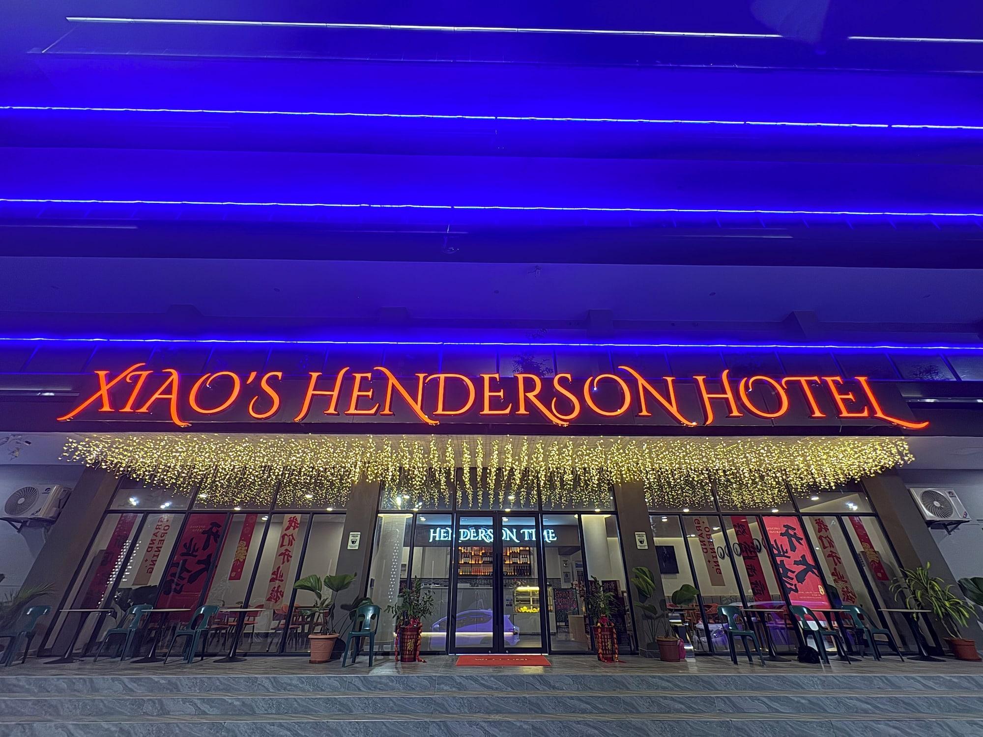 Vista Exterior Xiaos Henderson Hotel