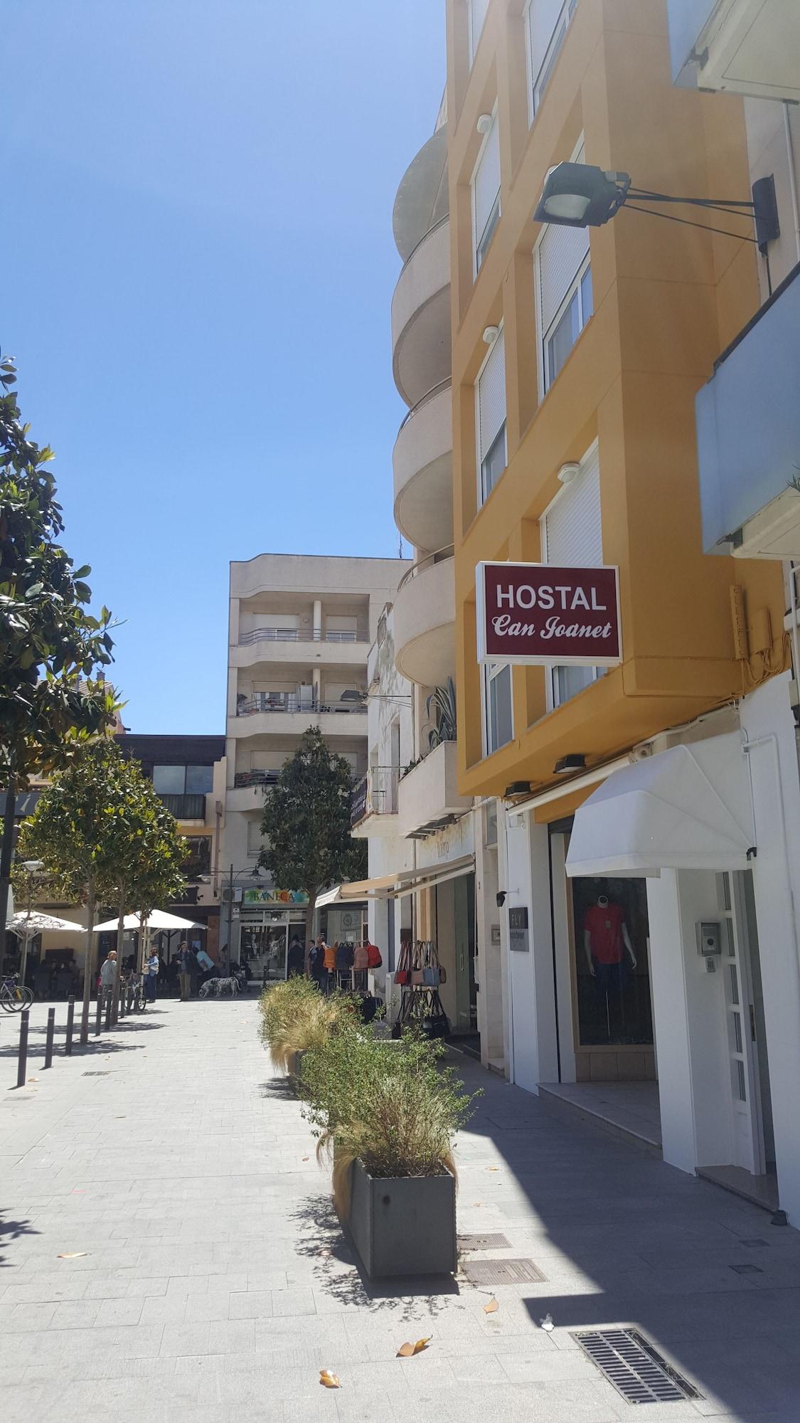 Varios Hostal Can Joanet