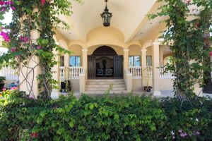 Alojamiento - The Somerset on Grace Bay