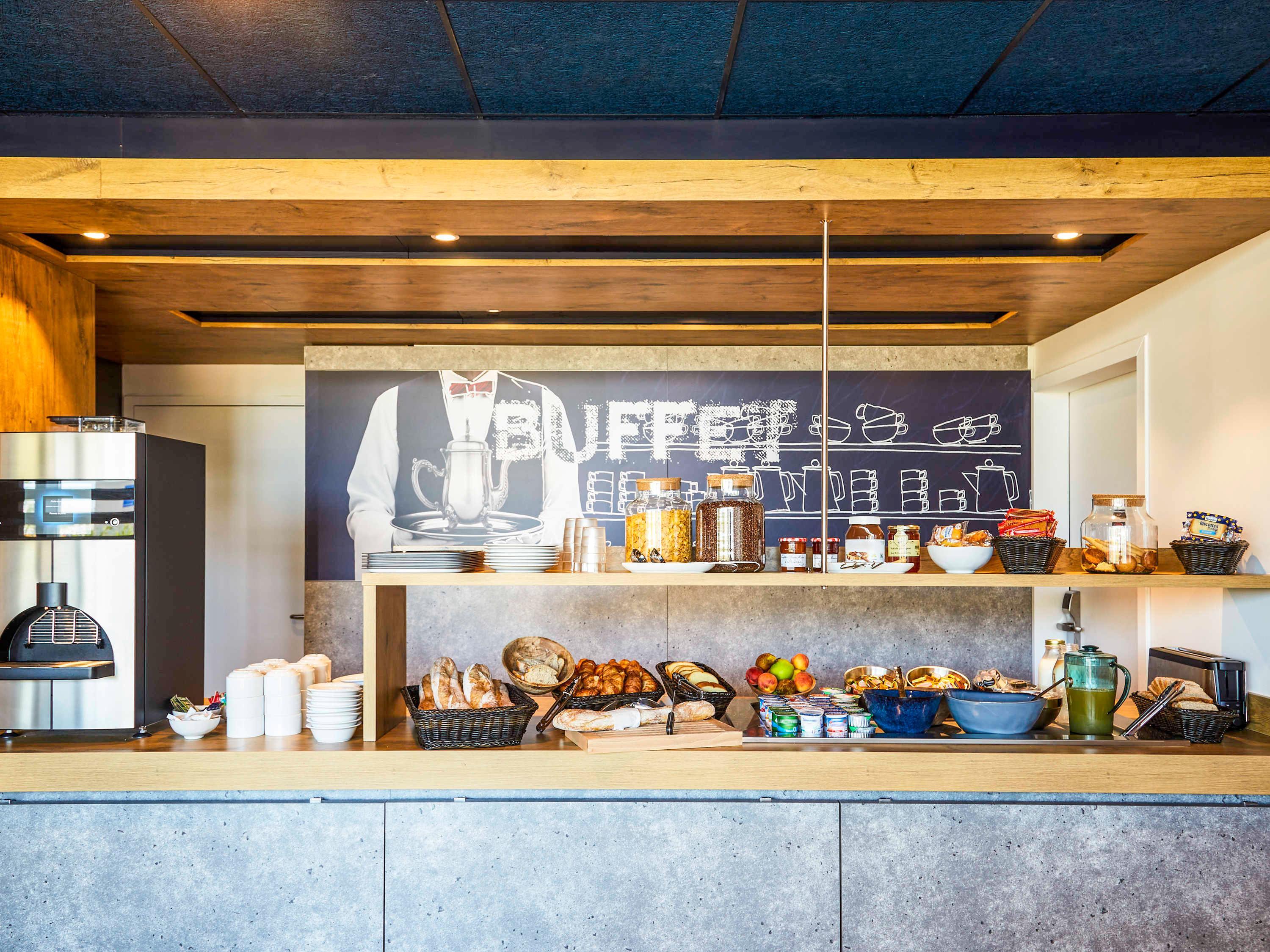 Vista Exterior Ibis Budget Montpellier Aeroport Parc Des Expos