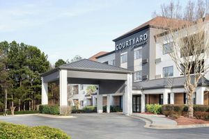 Alojamiento - Courtyard Suwanee by Marriott
