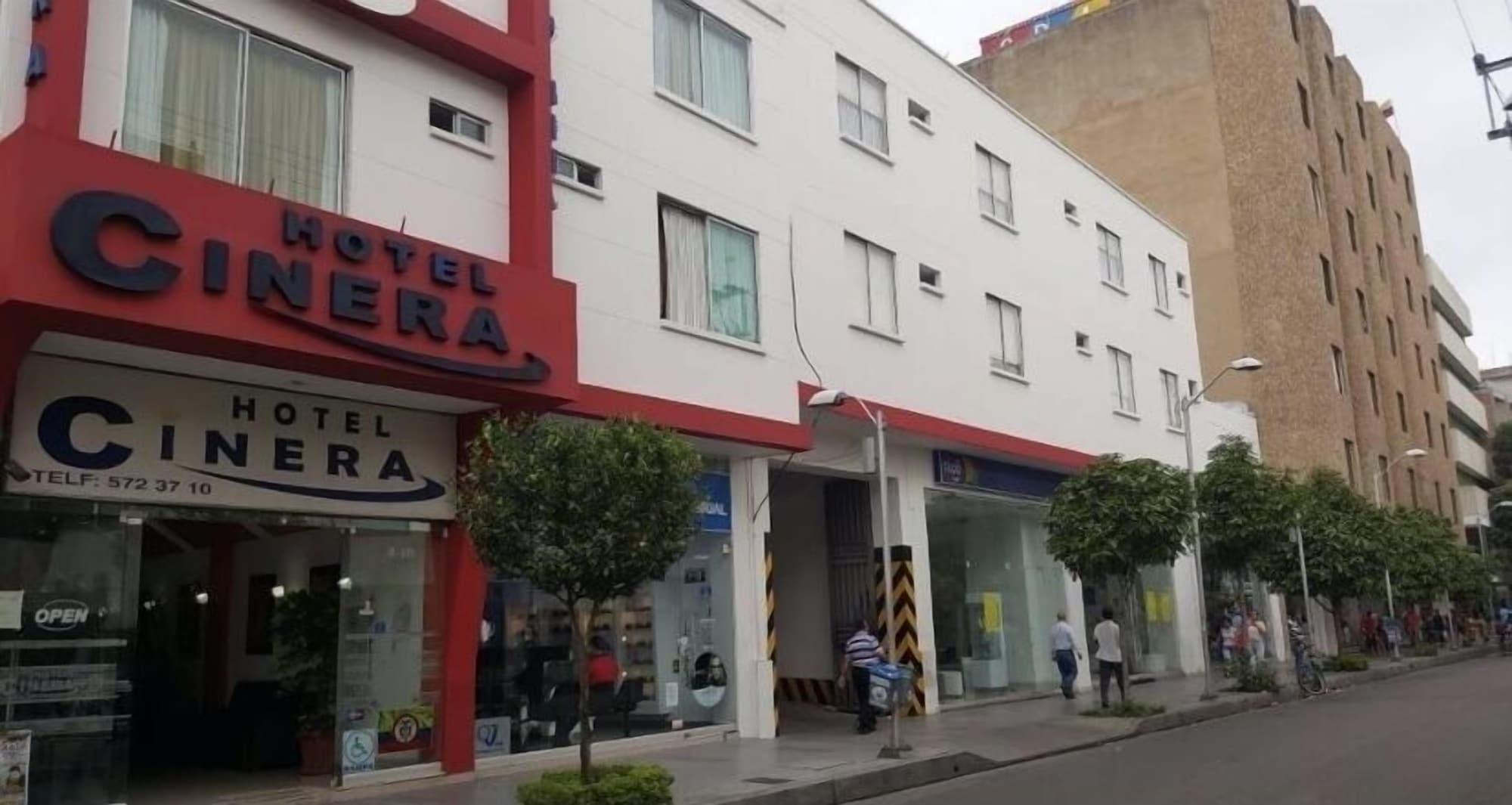 Vista Exterior Hotel Cinera