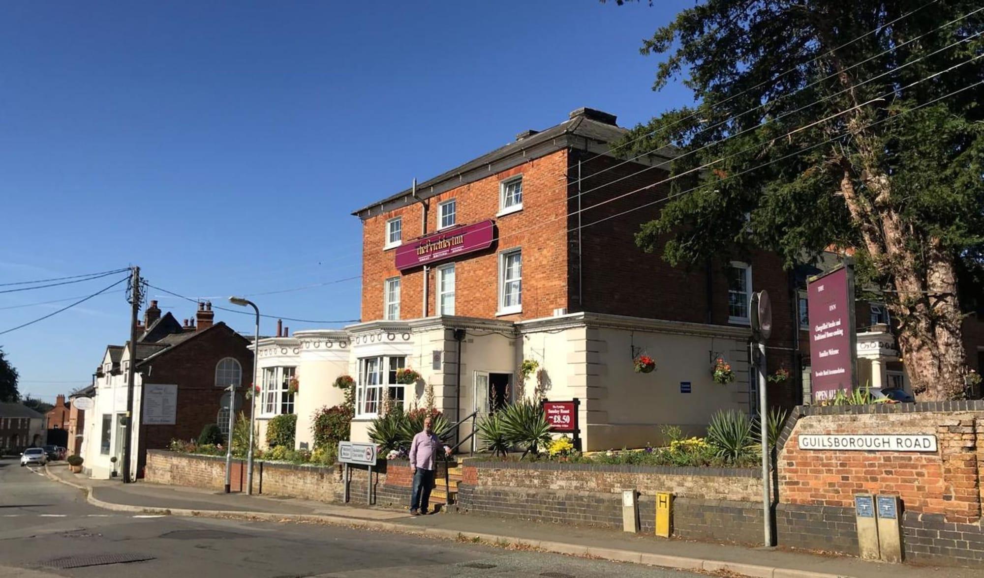 Vista Exterior The Pytchley Inn