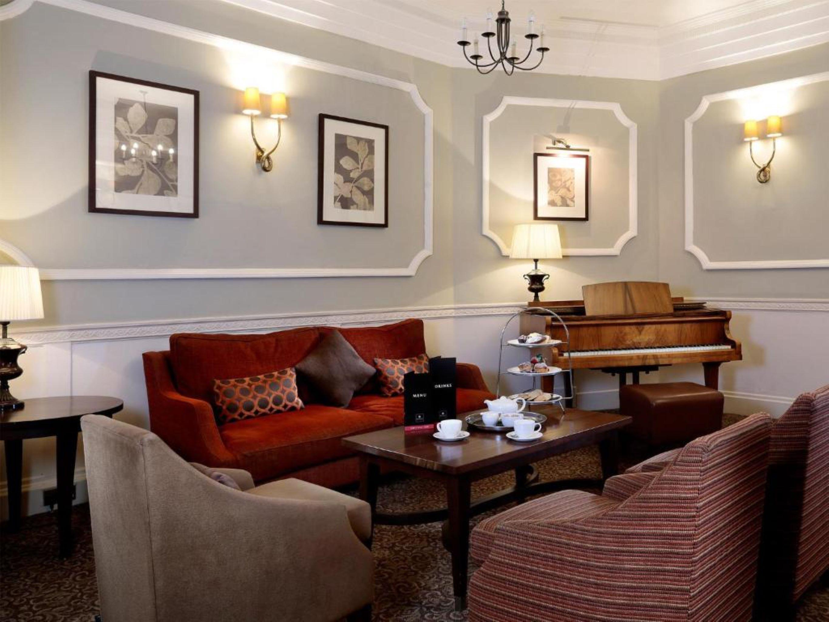 Vista Lobby Macdonald New Blossoms Hotel, Chester