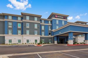 Alojamiento - Best Western Plus Laredo Inn & Suites